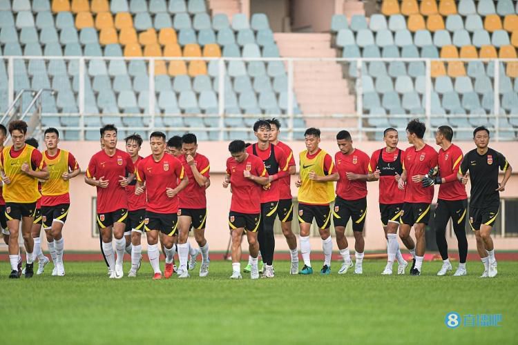 近日，他在接受菲律宾媒体采访时透露影片的相关消息